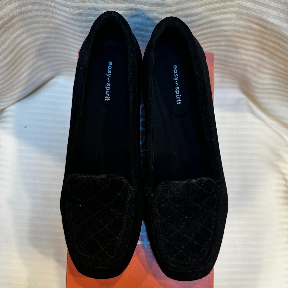 BRAND NEW IN BOX! EASY SPIRIT WYNTER QUILTED BLACK SUEDE LOAFER SIZE 6.5 - Picture 4 of 8